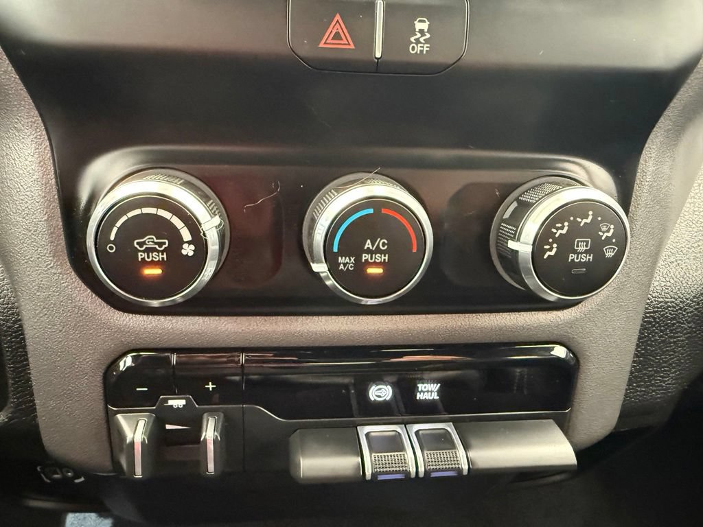 Used 2021 RAM 2500 Big Horn AWD/4WD image 39