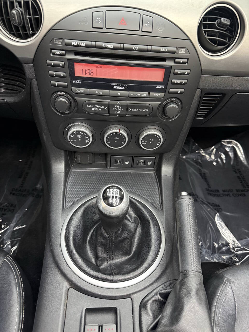 Used 2009 MAZDA MX-5 Miata Grand Touring w/ Premium Pkg RWD image 24