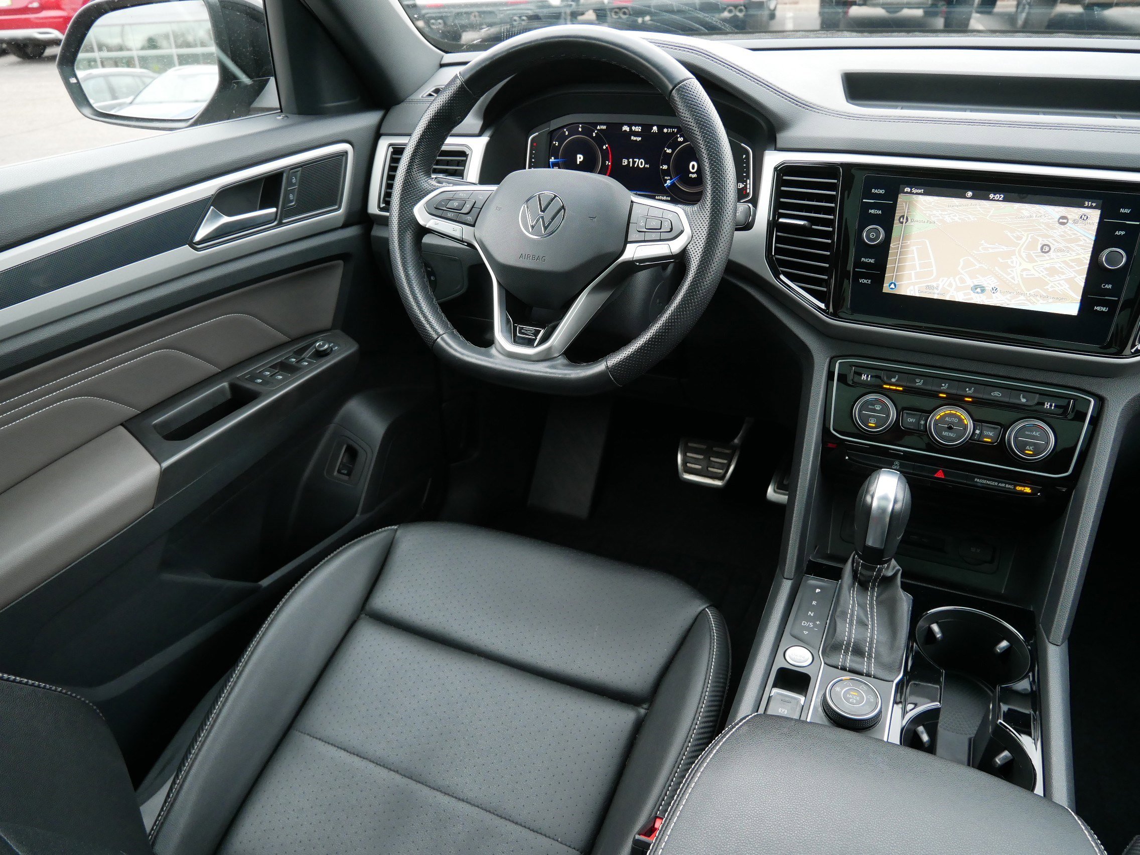 Certified 2023 Volkswagen Atlas Cross Sport SEL R-Line image 9