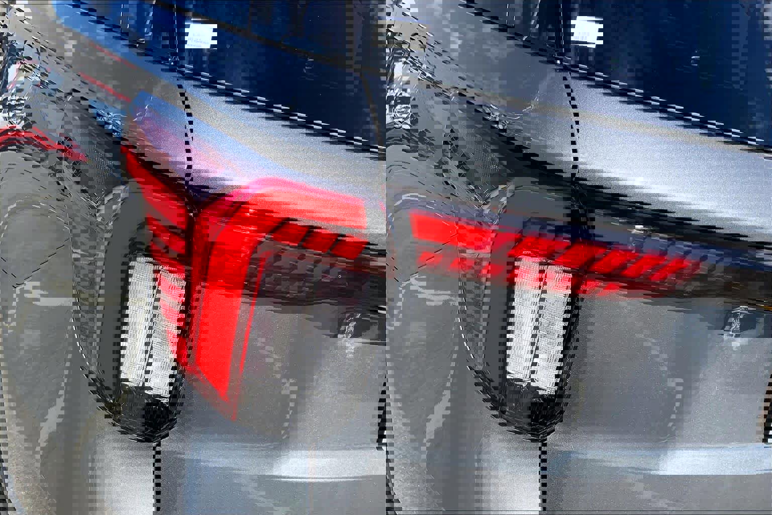 Used 2026 Ford Explorer Active image 29