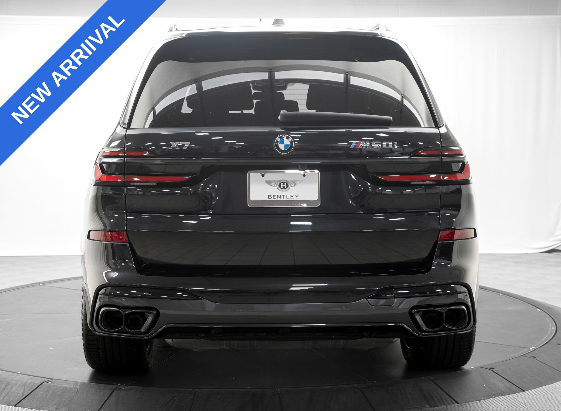 Used 2025 BMW X7 M60i w/ Executive Package AWD/4WD image 6
