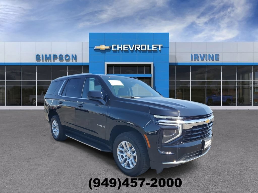 Used 2026 Chevrolet Tahoe LS RWD image 2