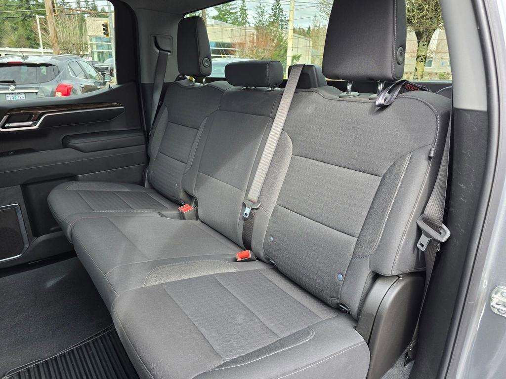 Used 2025 GMC Sierra 1500 SLE AWD/4WD image 18