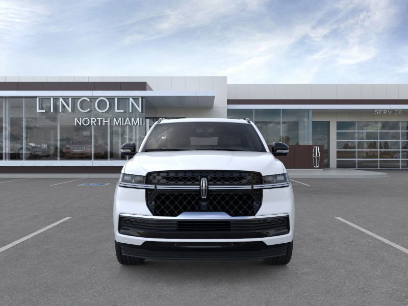 New 2025 Lincoln Navigator Reserve w/ Jet Appearance Package image 6