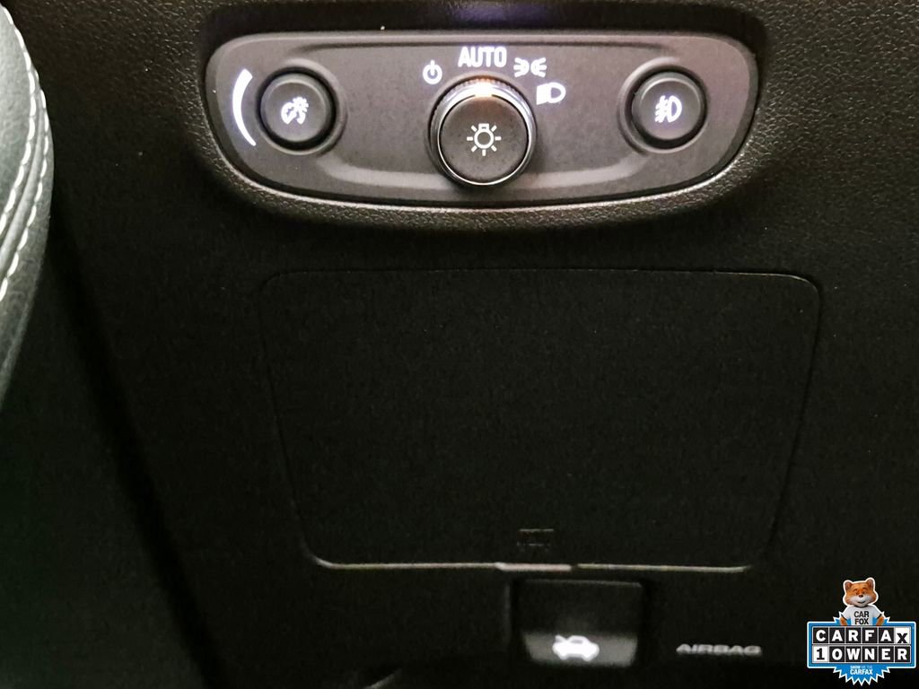 Certified 2022 Buick Encore GX Essence w/ Advanced Technology Package FWD image 16