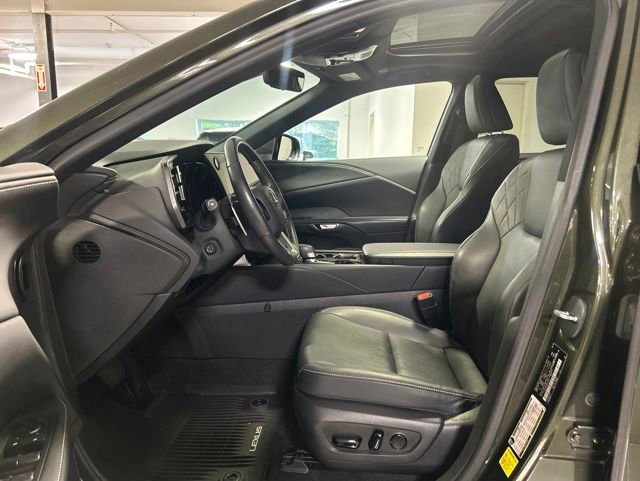 Used 2023 Lexus RX 350 Premium w/ Accessory Package AWD/4WD image 14