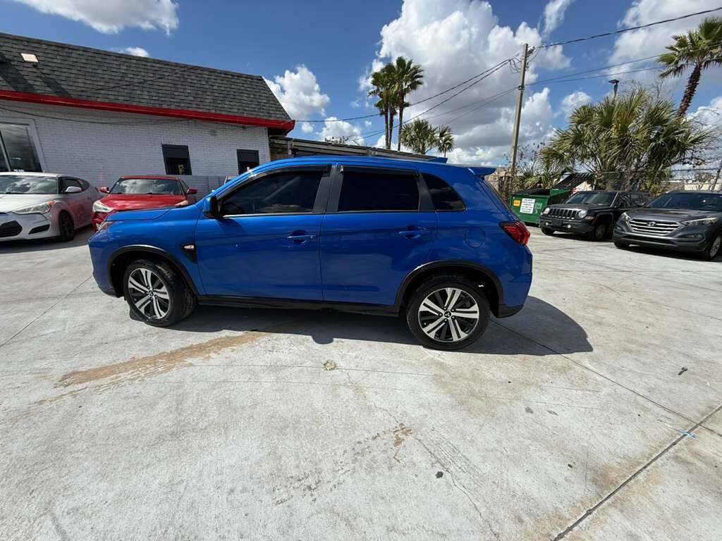 Used 2020 Mitsubishi Outlander Sport Black Edition FWD image 13