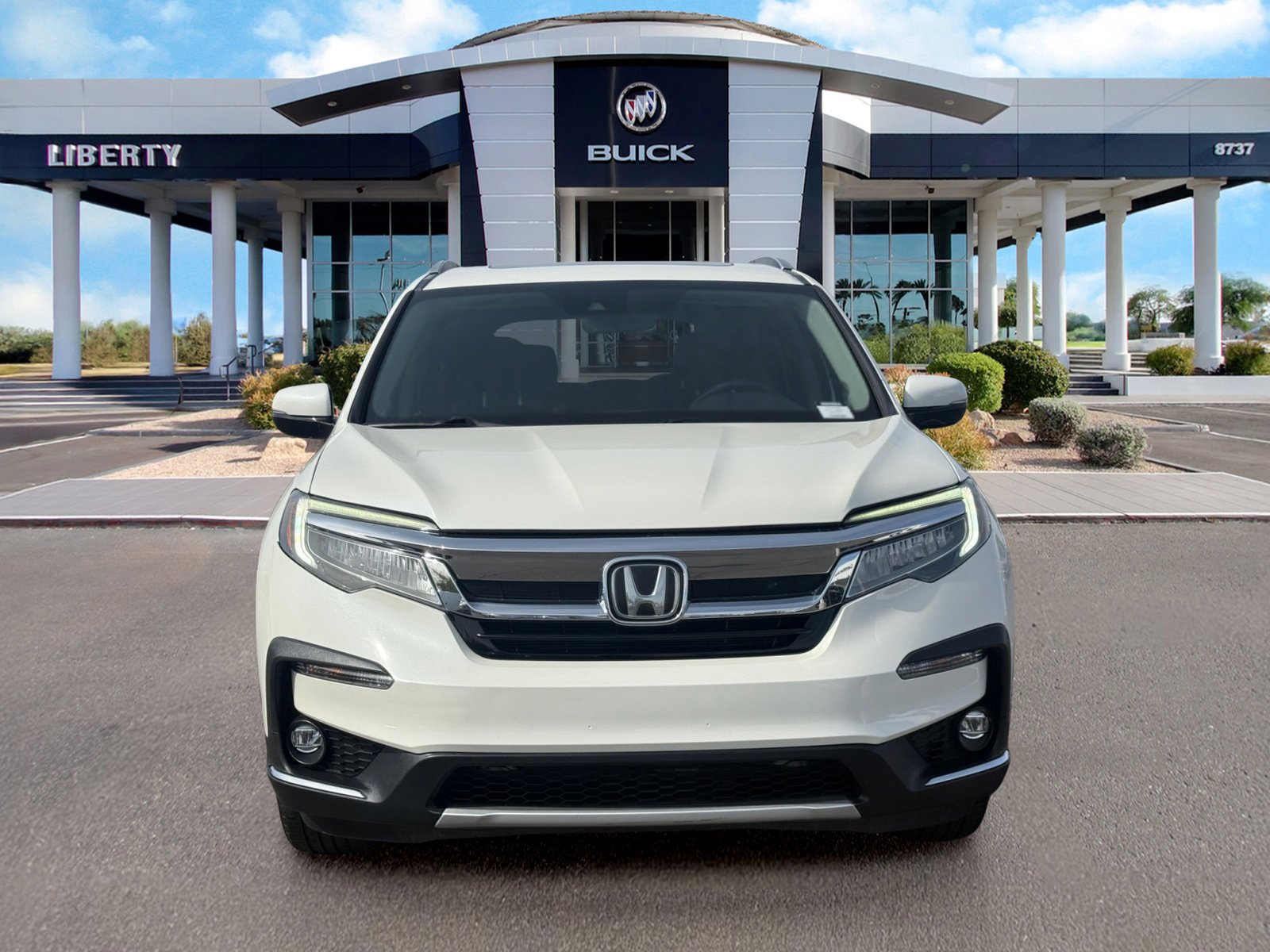 Used 2019 Honda Pilot Touring image 4