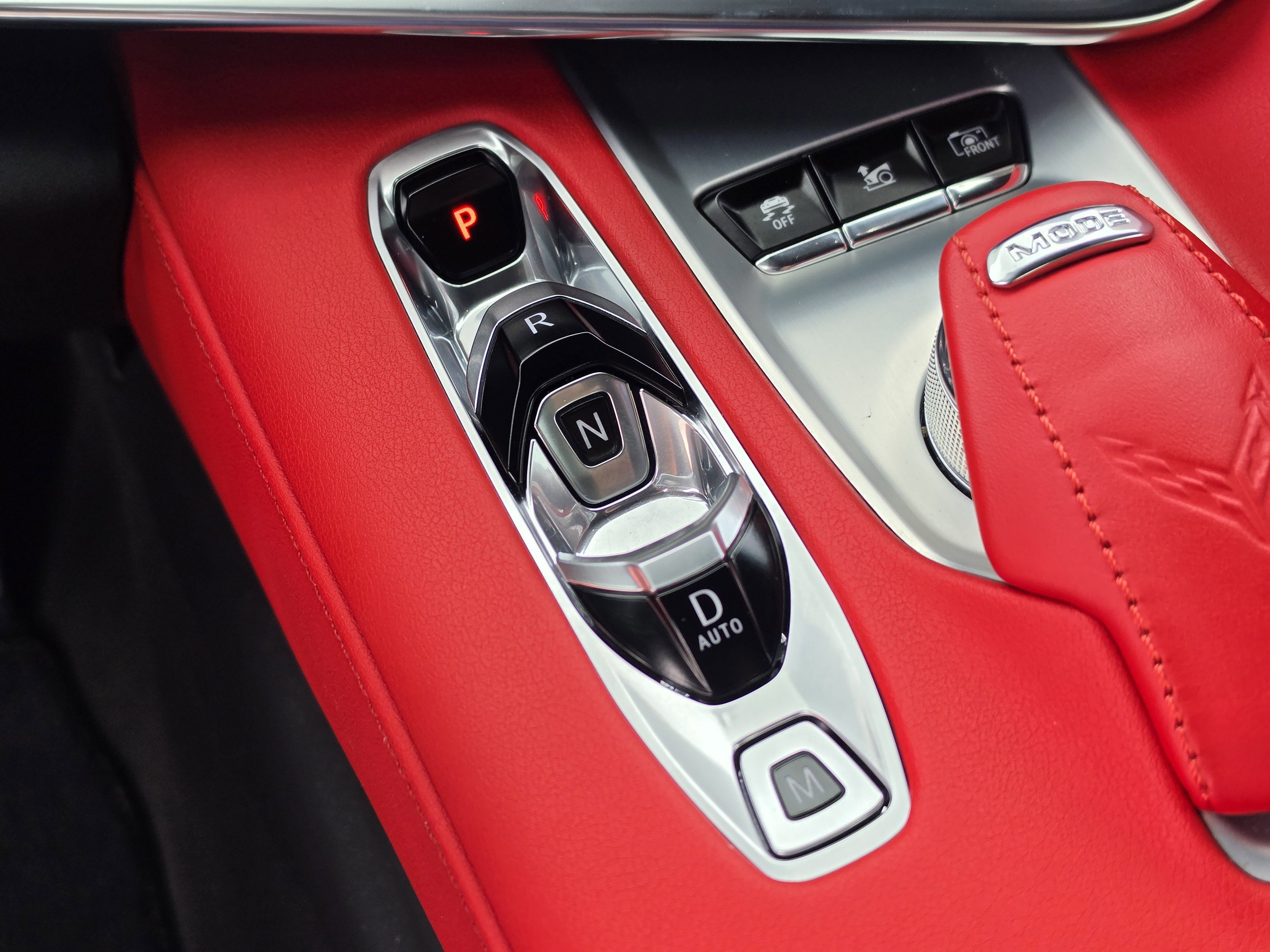 Used 2020 Chevrolet Corvette Stingray Preferred Cpe w/ 2LT Preferred Equipment Group RWD image 29