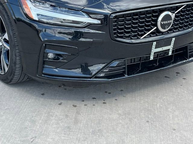 Used 2025 Volvo S60 B5 Plus image 9