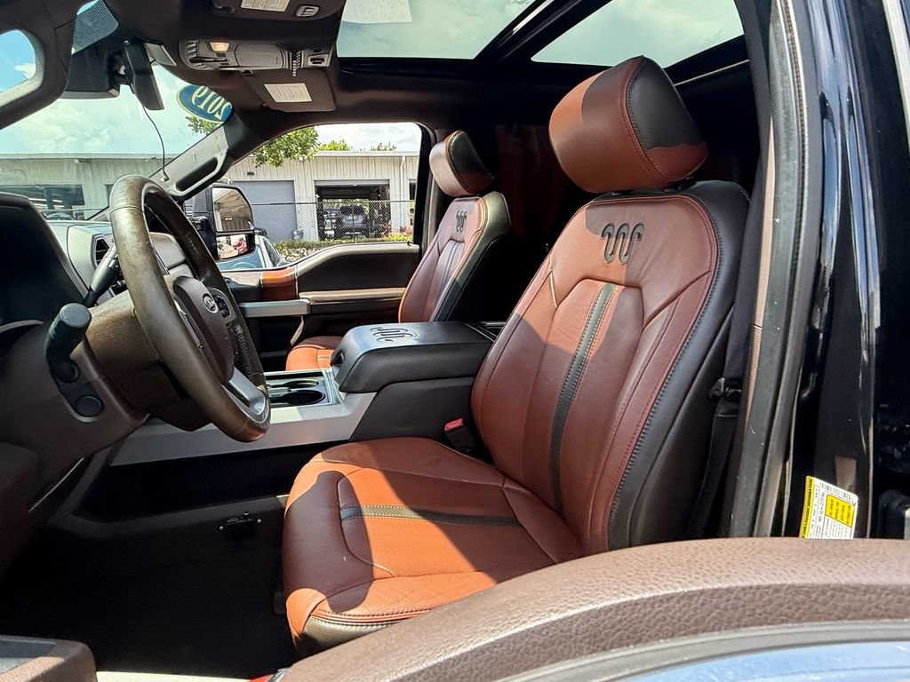 Used 2019 Ford F250 King Ranch w/ King Ranch Ultimate Package AWD/4WD image 12