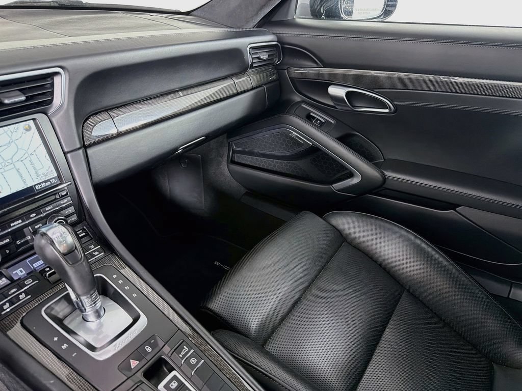Certified 2016 Porsche 911 Turbo S AWD/4WD image 26