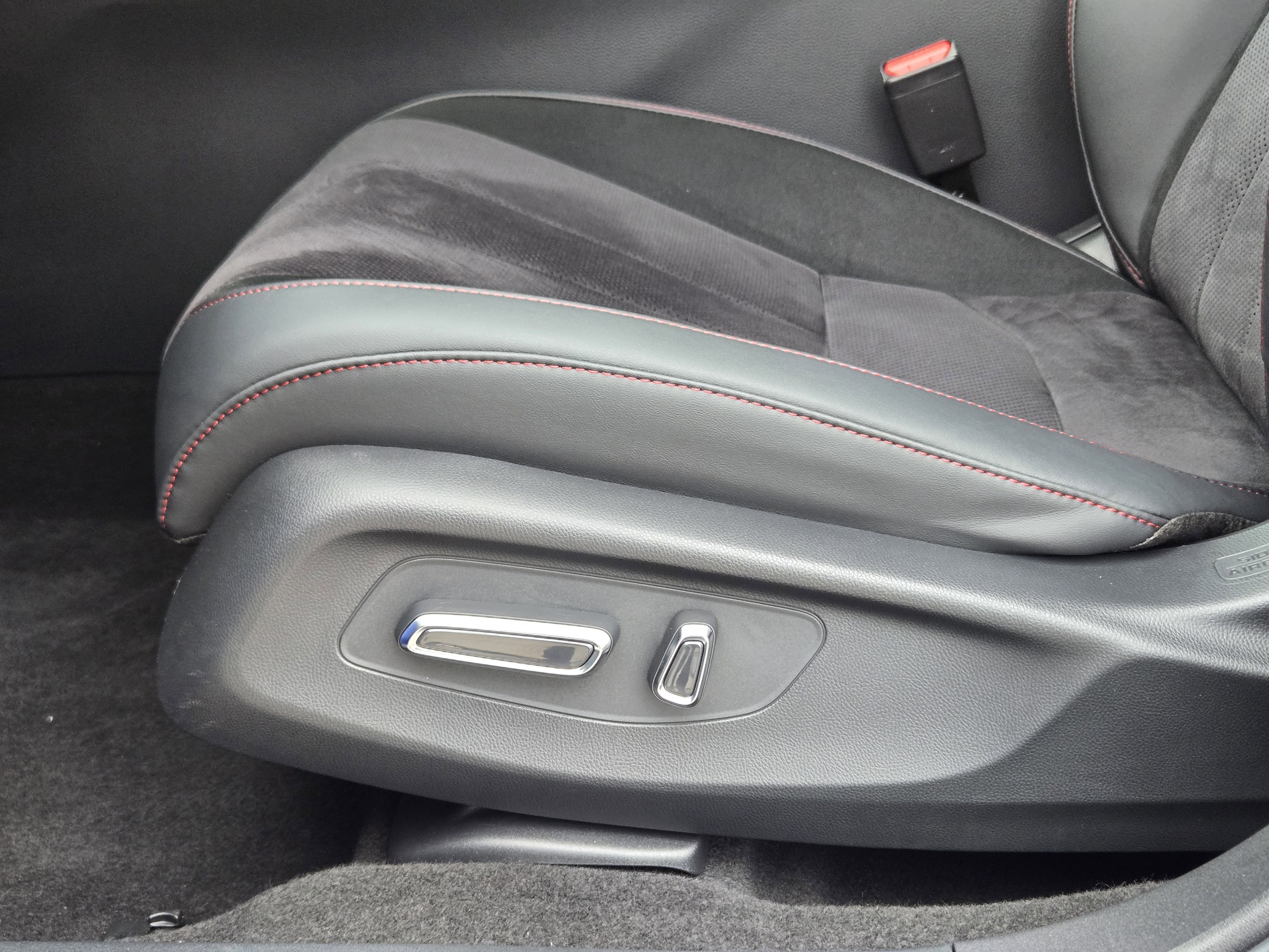Certified 2025 Acura ADX A-Spec FWD image 24