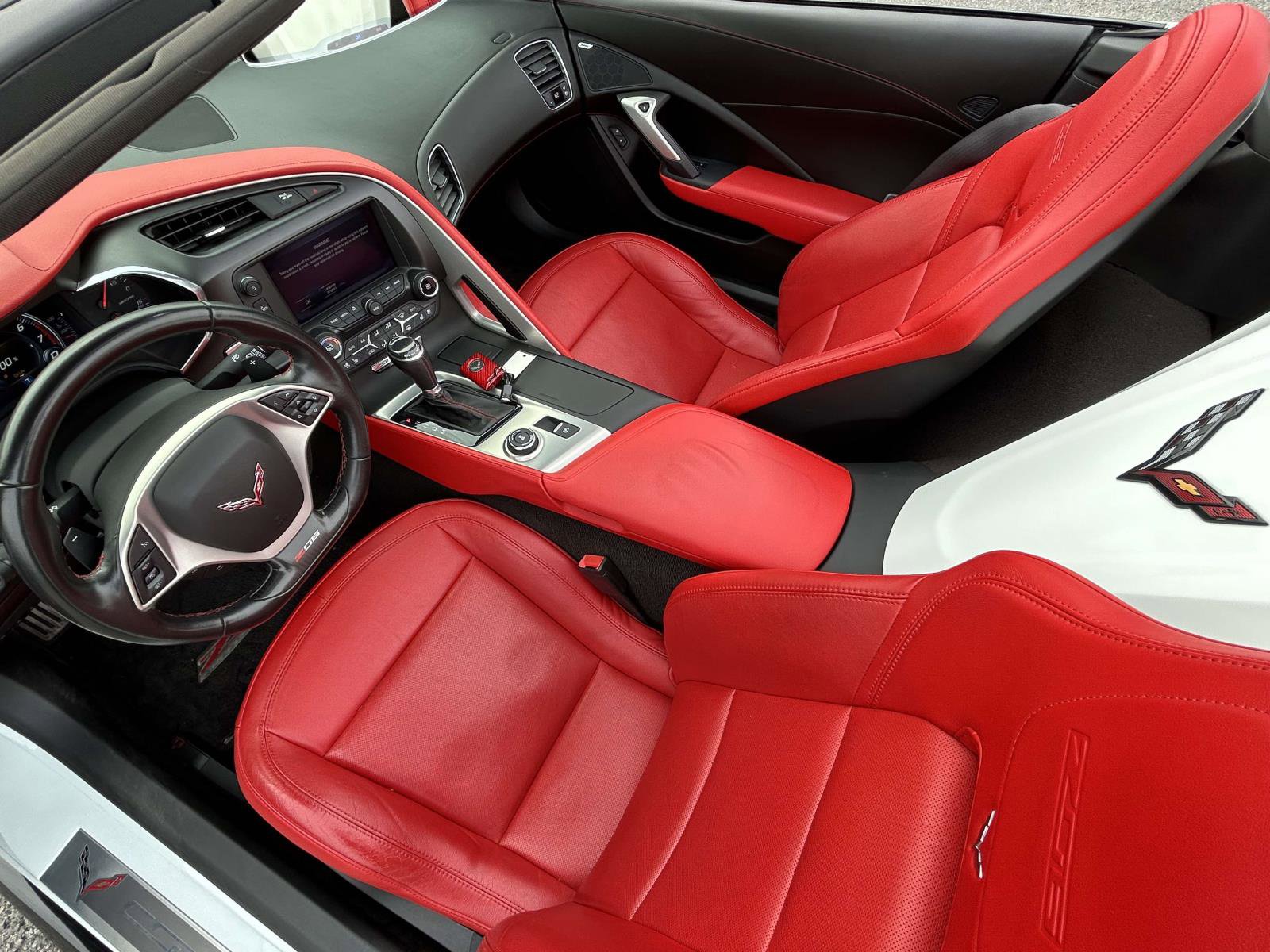 Used 2016 Chevrolet Corvette Z06 w/ 2LZ Preferred Equipment Group image 10