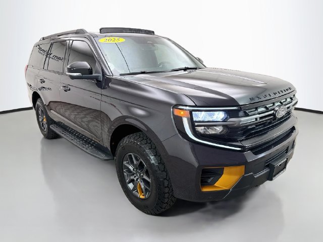 Used 2025 Ford Expedition Tremor AWD/4WD image 1