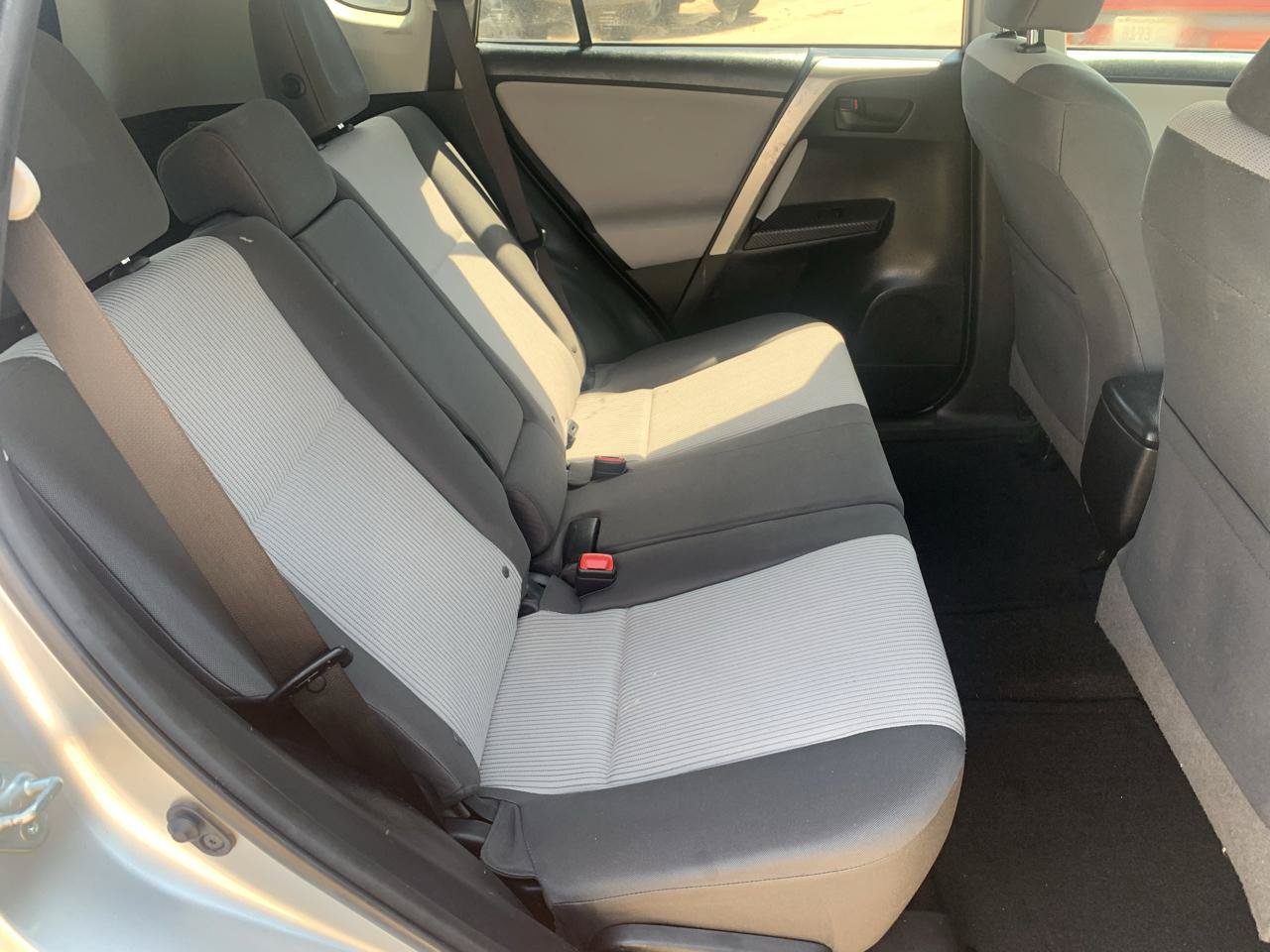 Used 2014 Toyota RAV4 LE FWD image 18