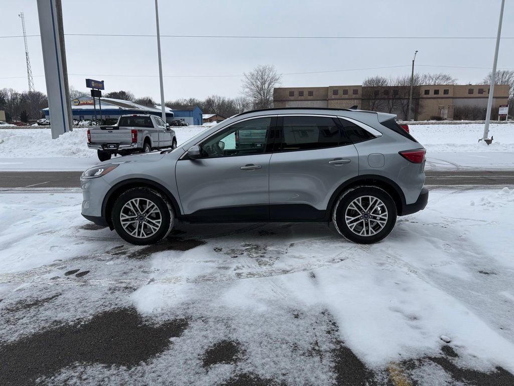 Used 2022 Ford Escape SEL image 32