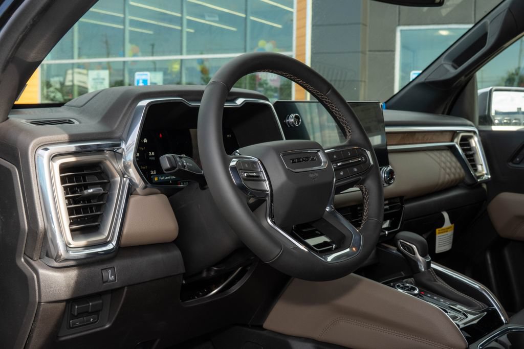 New 2026 GMC Canyon Denali AWD/4WD image 14