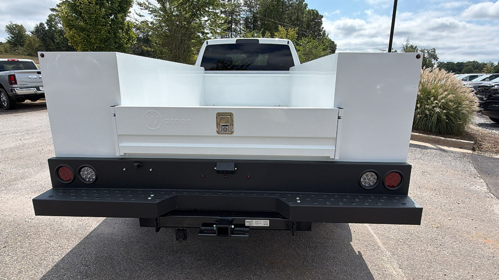 New 2026 RAM 5500 Tradesman AWD/4WD image 9