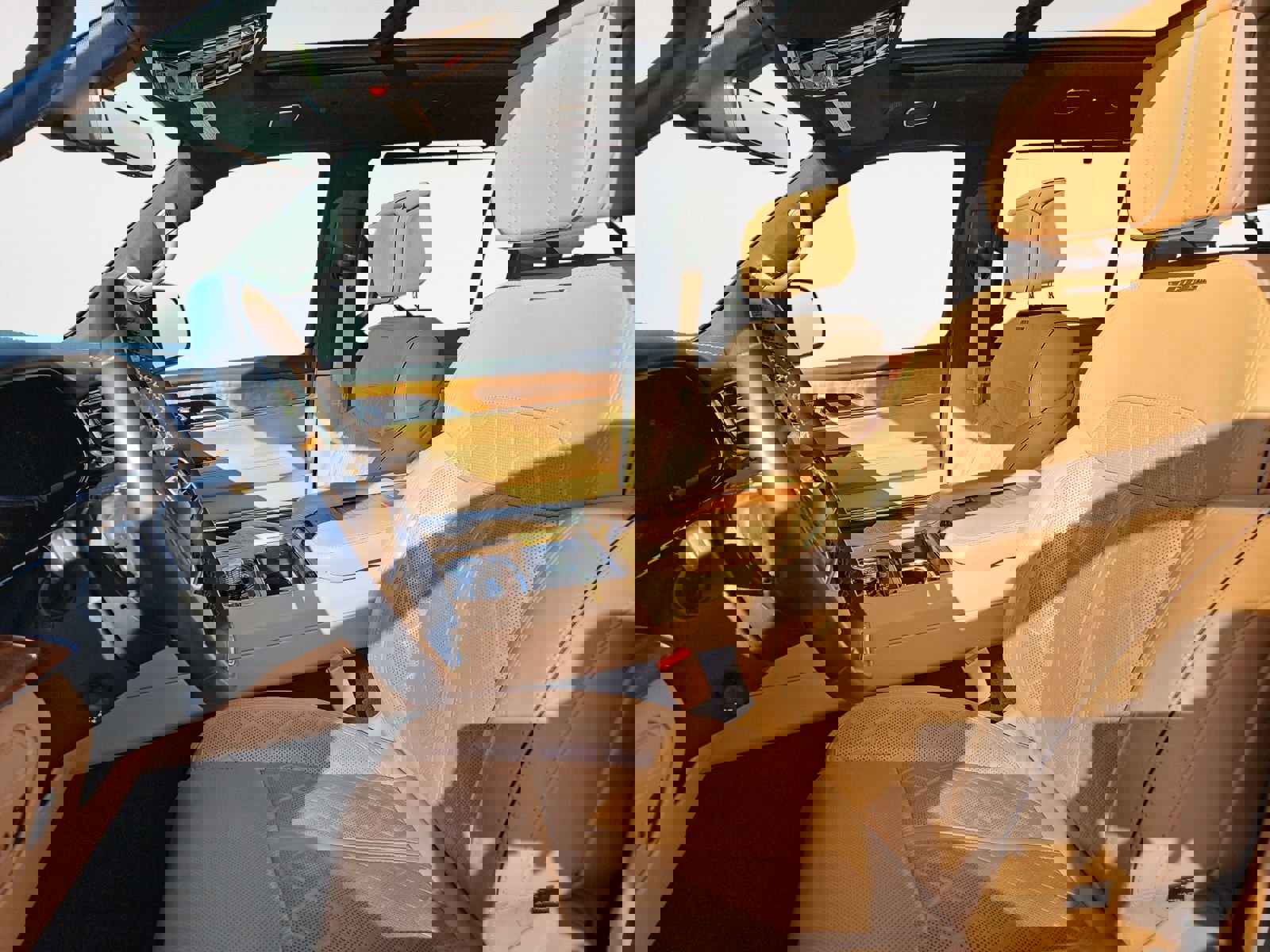 Used 2022 Jeep Grand Wagoneer Series III w/ Flexible Seating Group image 9