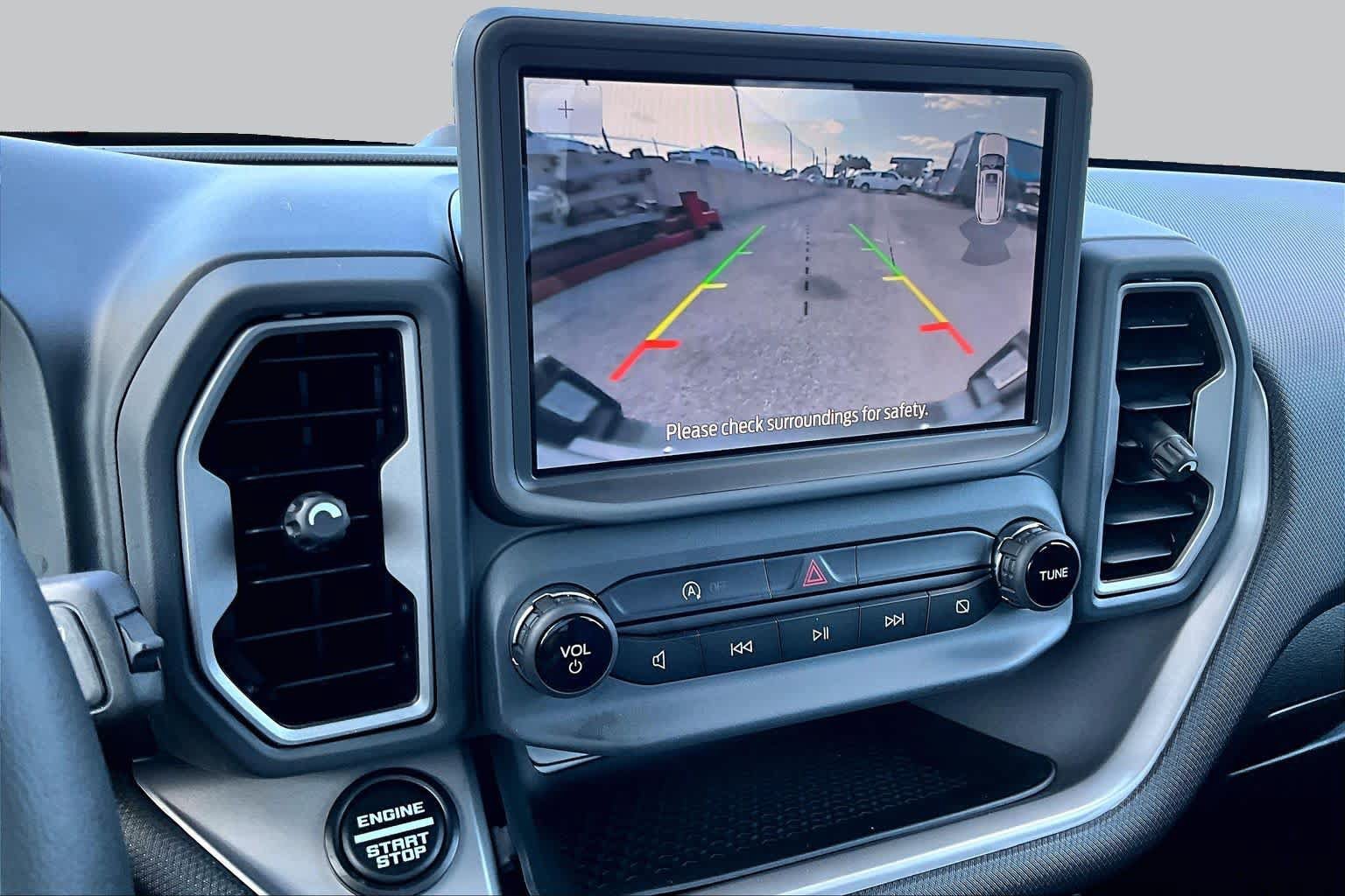 Used 2023 Ford Bronco Sport Outer Banks w/ Tech Package AWD/4WD image 29