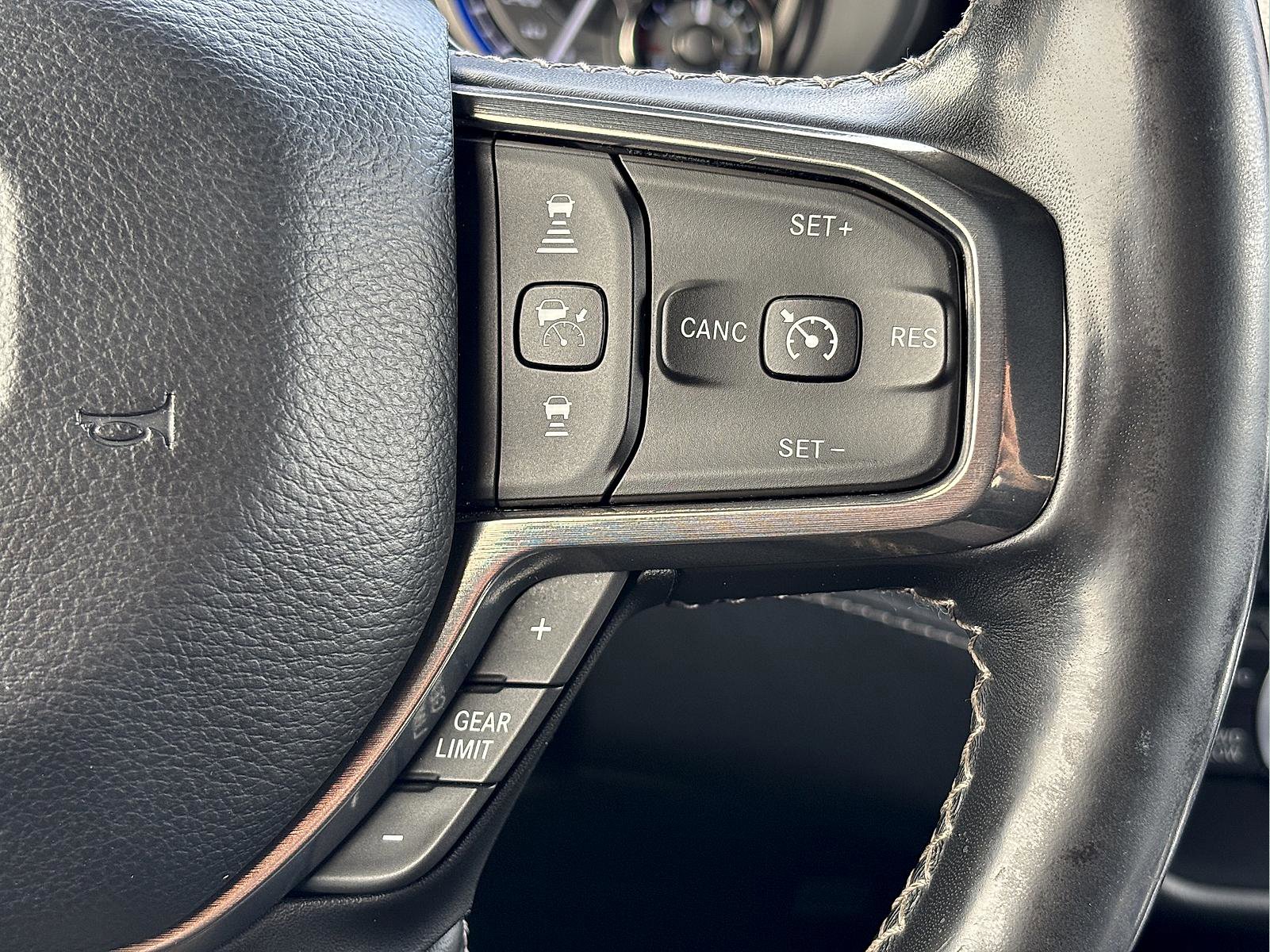 Used 2020 RAM 1500 Limited w/ Advanced Safety Group AWD/4WD image 33