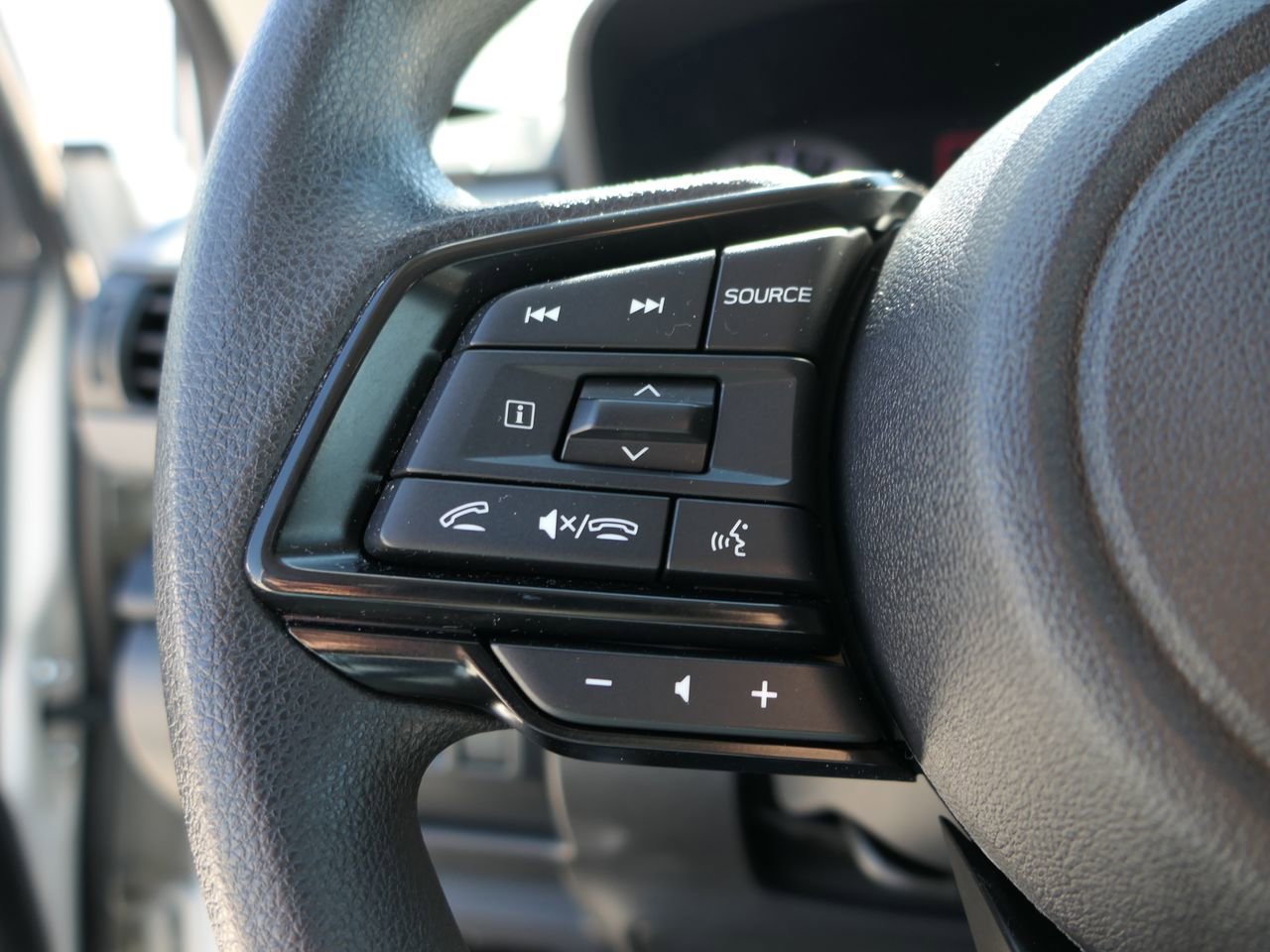 Used 2024 Subaru Crosstrek 2.0i Premium w/ Crosstrek Mirror Package AWD/4WD image 15