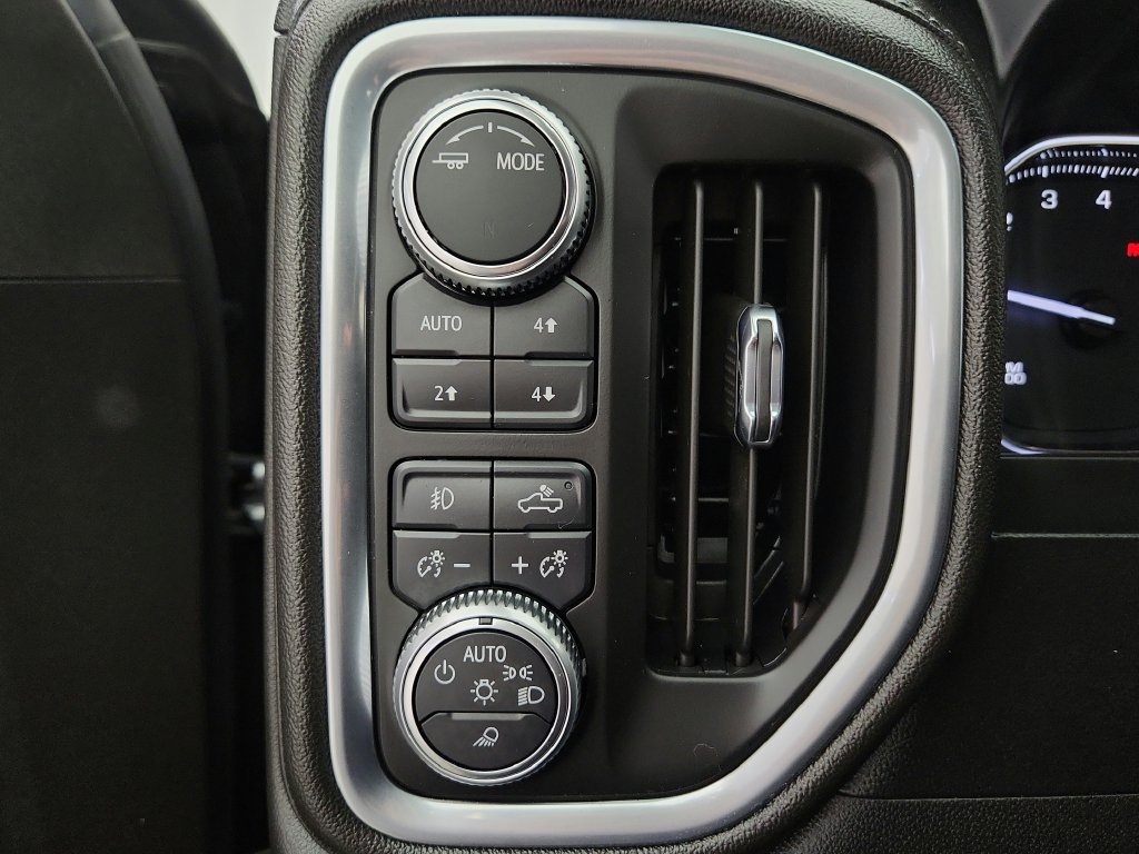 Used 2020 GMC Sierra 1500 Elevation w/ Elevation Value Package AWD/4WD image 19