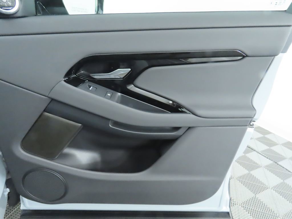 New 2026 Land Rover Range Rover Evoque S image 26