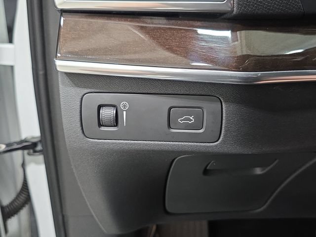 Used 2019 Volvo XC90 T6 Momentum w/ Advanced Package AWD/4WD image 26