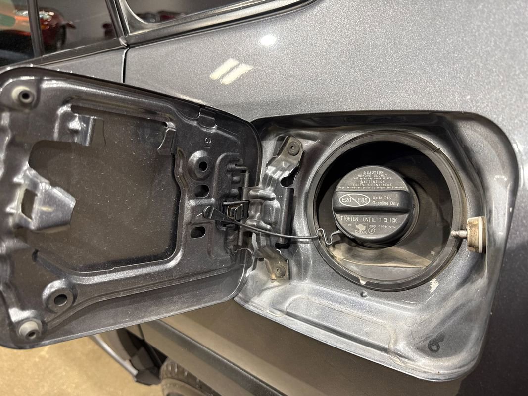 Used 2021 Toyota RAV4 LE AWD/4WD image 71