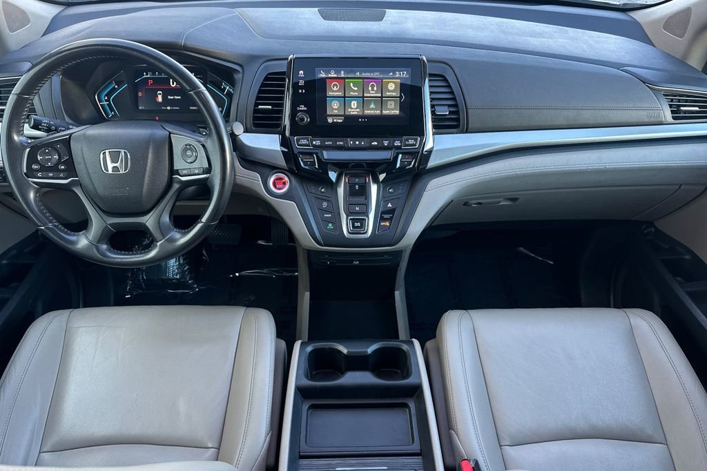 Used 2018 Honda Odyssey Touring image 13