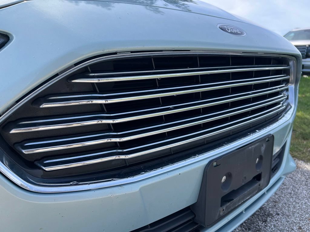 Used 2014 Ford Fusion SE FWD image 9