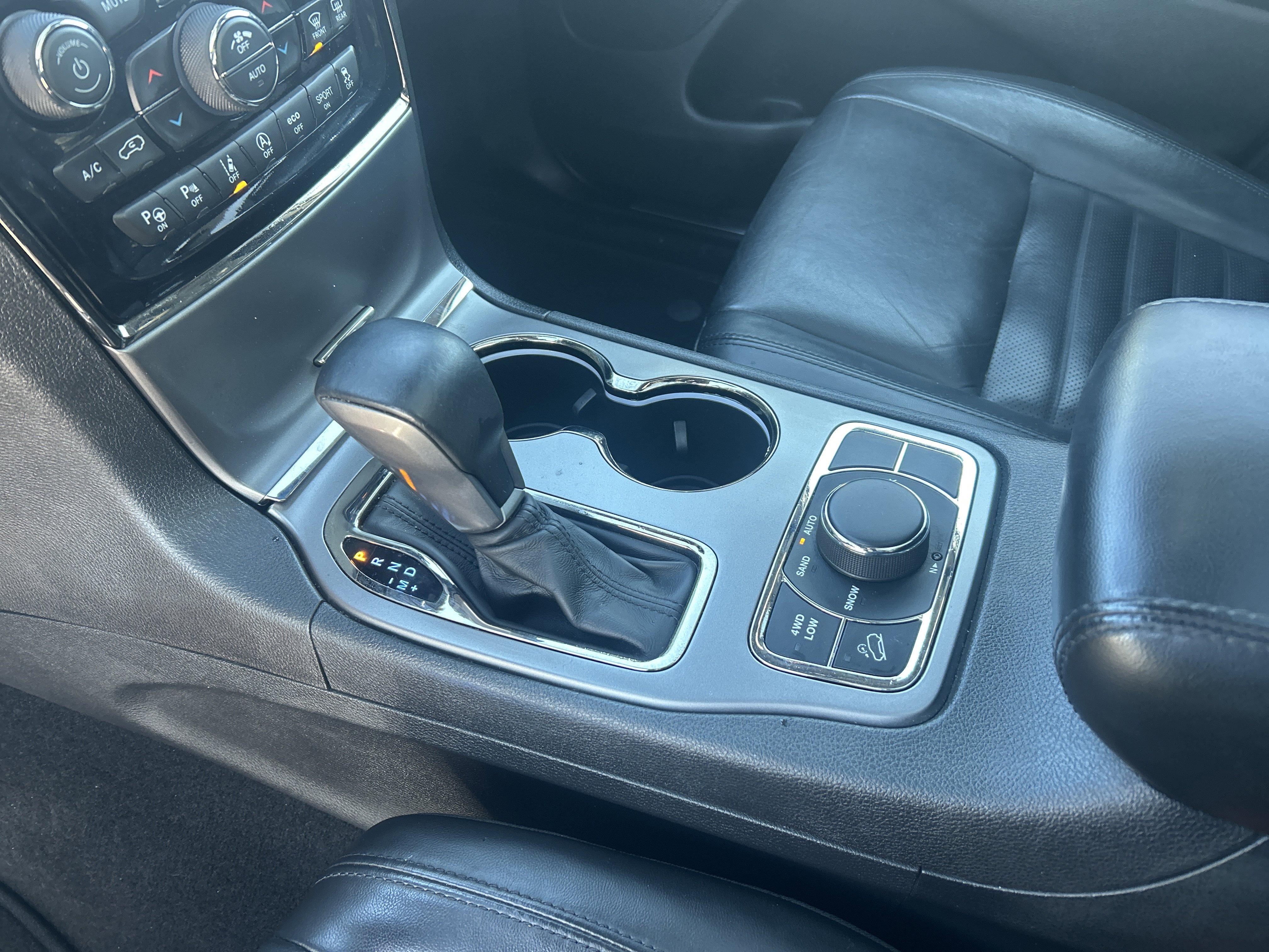 Used 2019 Jeep Grand Cherokee Limited X image 21