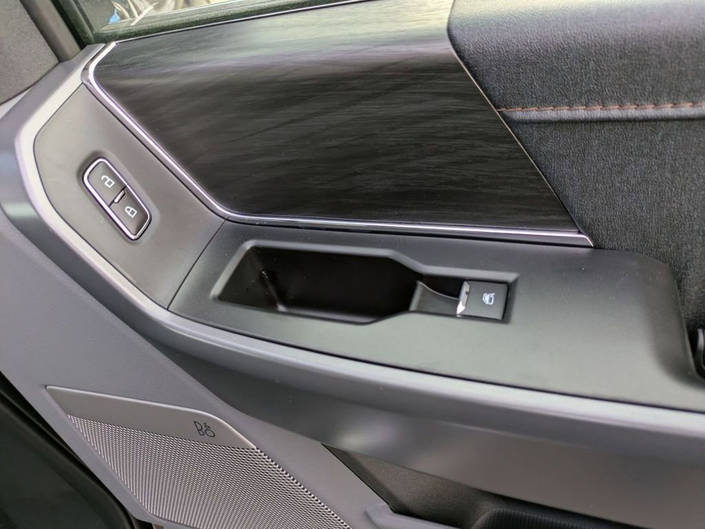 New 2025 Ford F150 Lariat w/ Equipment Group 501A Mid image 50