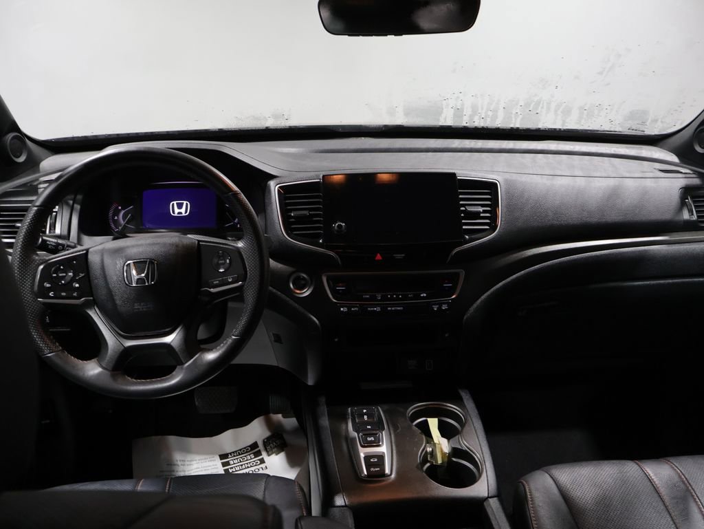 Used 2023 Honda Passport TrailSport image 17