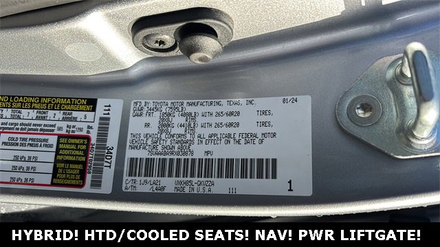 Used 2024 Toyota Sequoia Platinum image 33