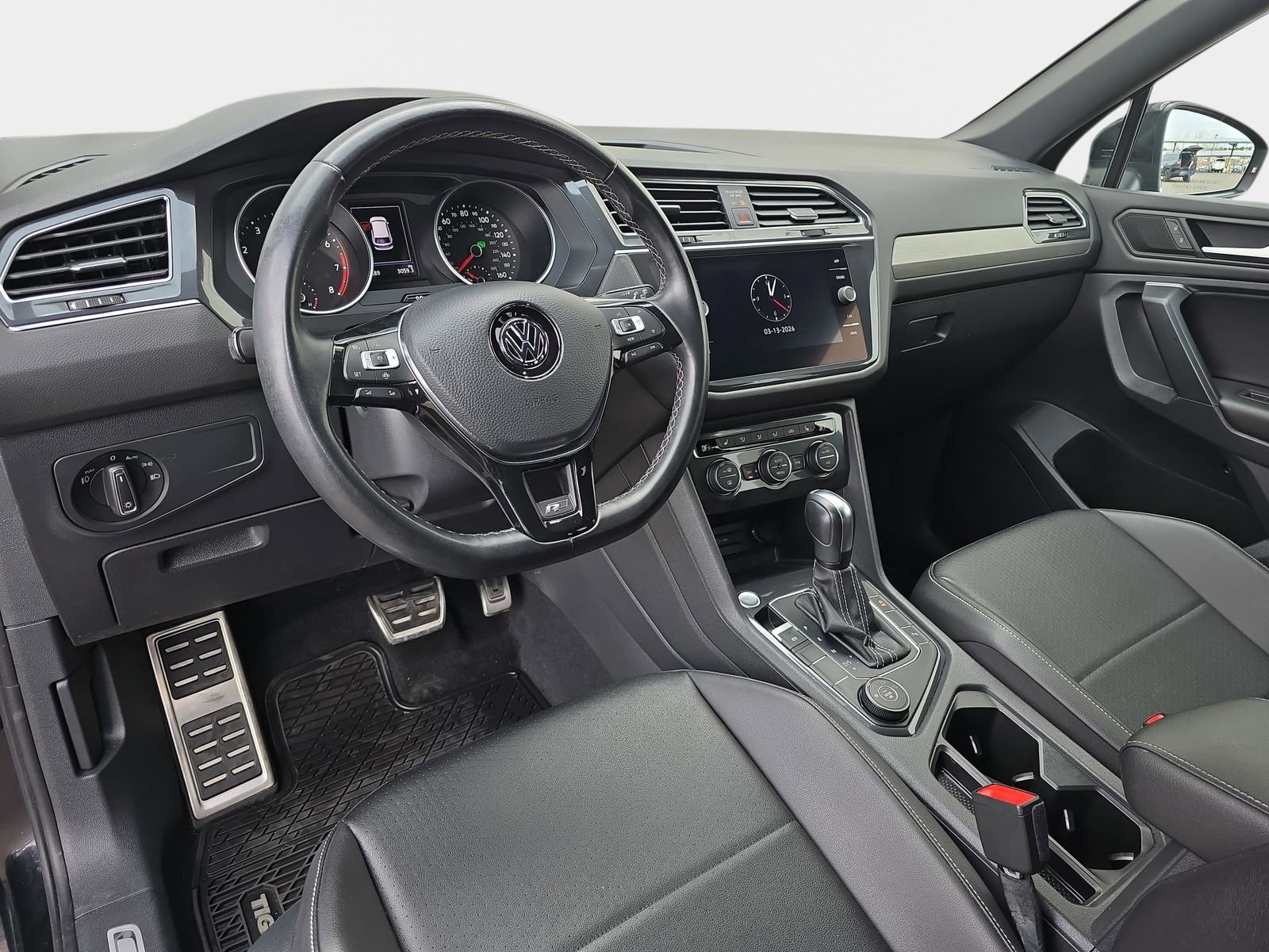 Used 2021 Volkswagen Tiguan SE R-Line image 19