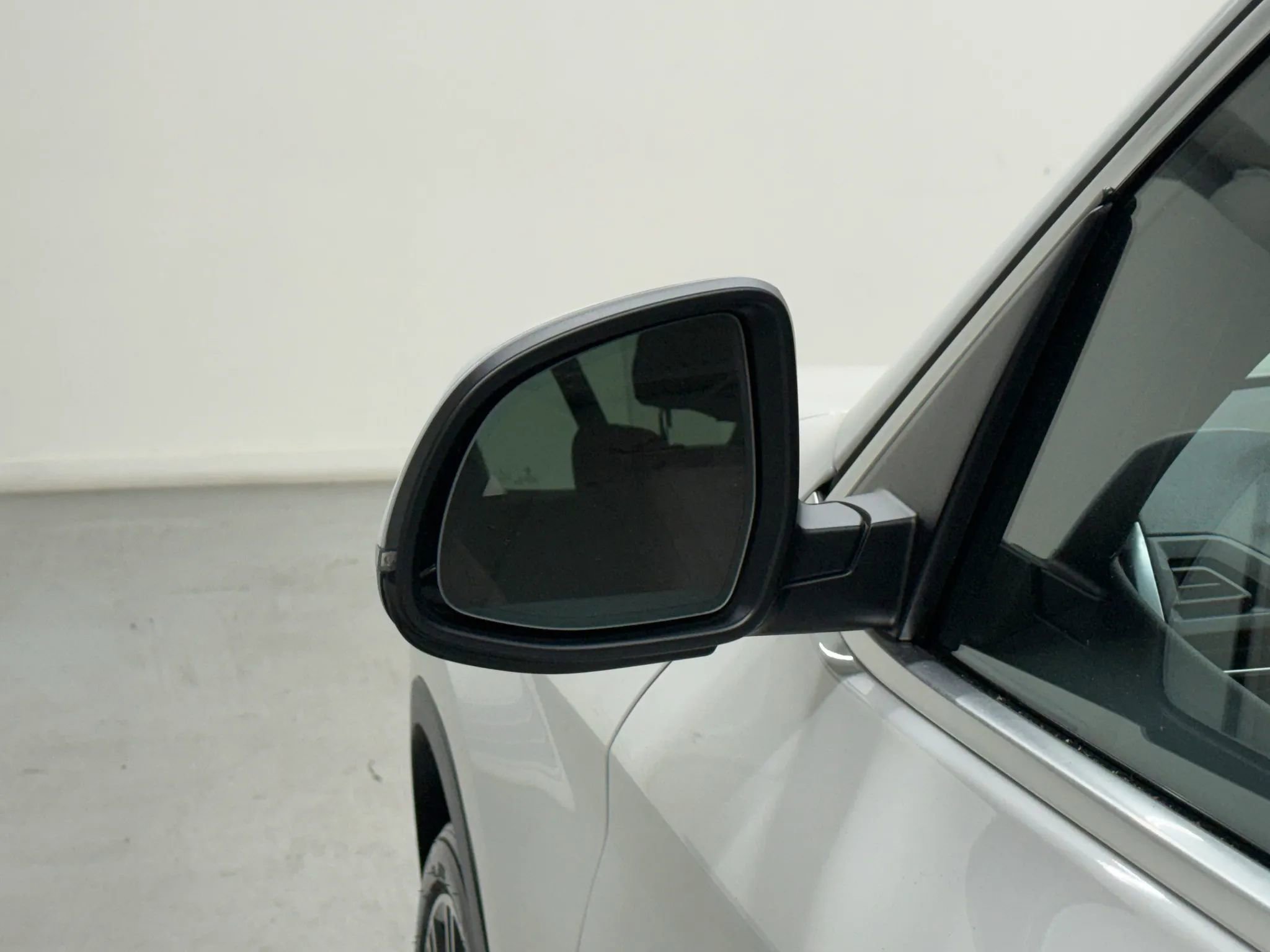 Used 2022 BMW X3 sDrive30i w/ Convenience Package w/ZPA image 43