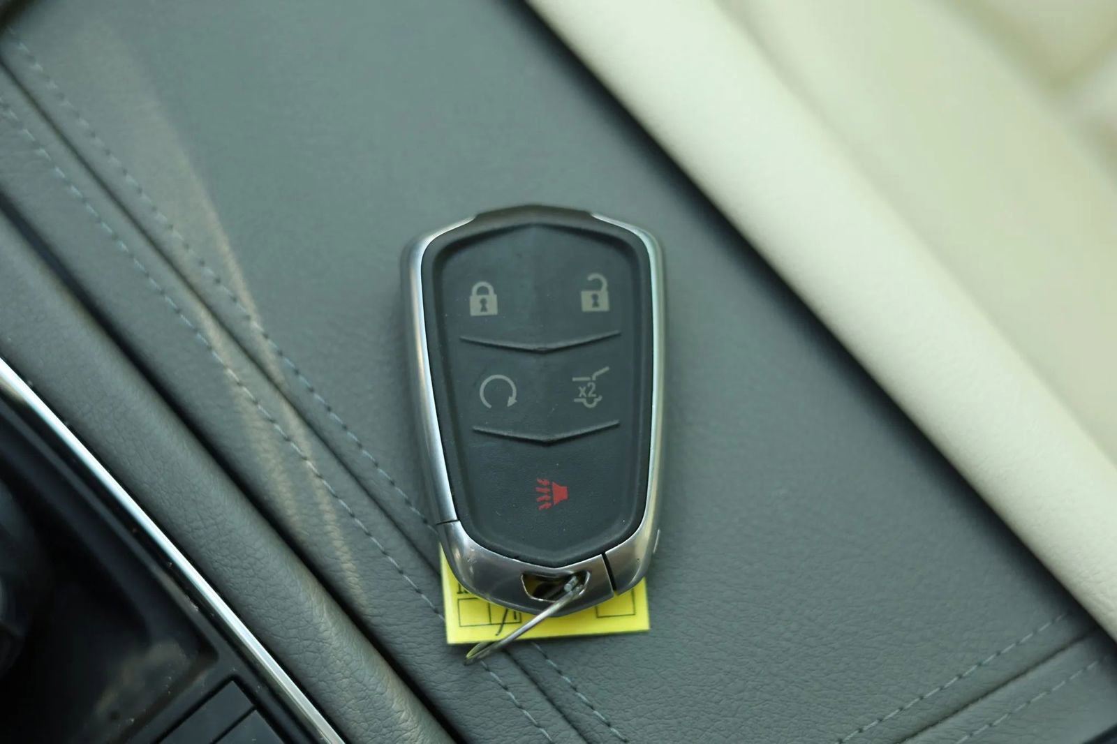 Used 2020 Cadillac XT6 Premium Luxury image 26