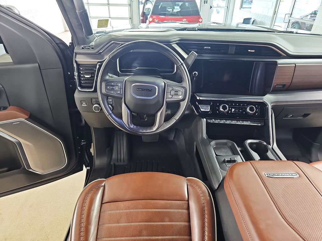 Certified 2025 GMC Sierra 2500 Denali Ultimate AWD/4WD image 19