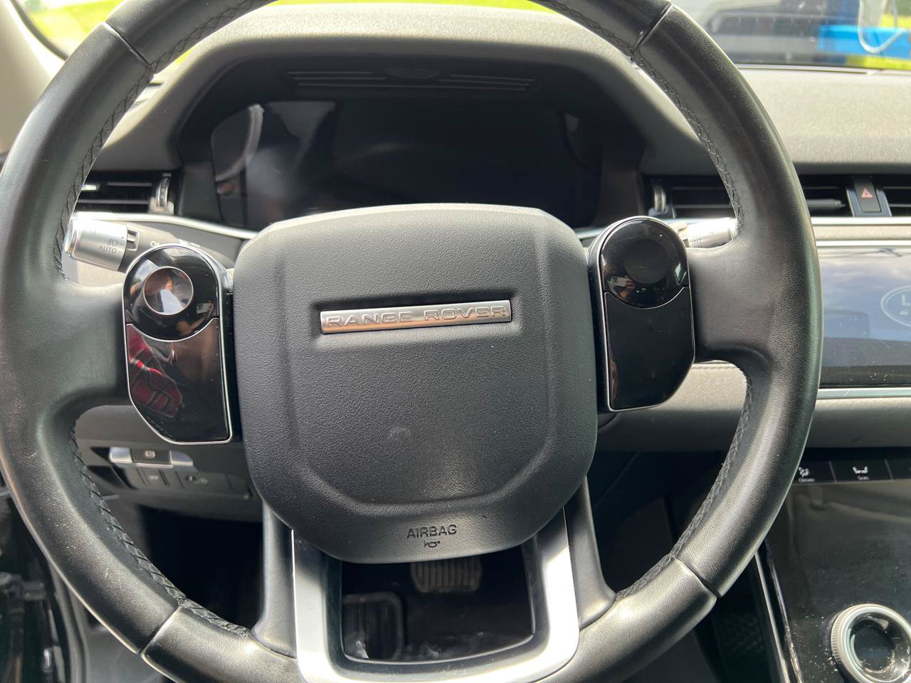 Used 2020 Land Rover Range Rover Evoque SE AWD/4WD image 22