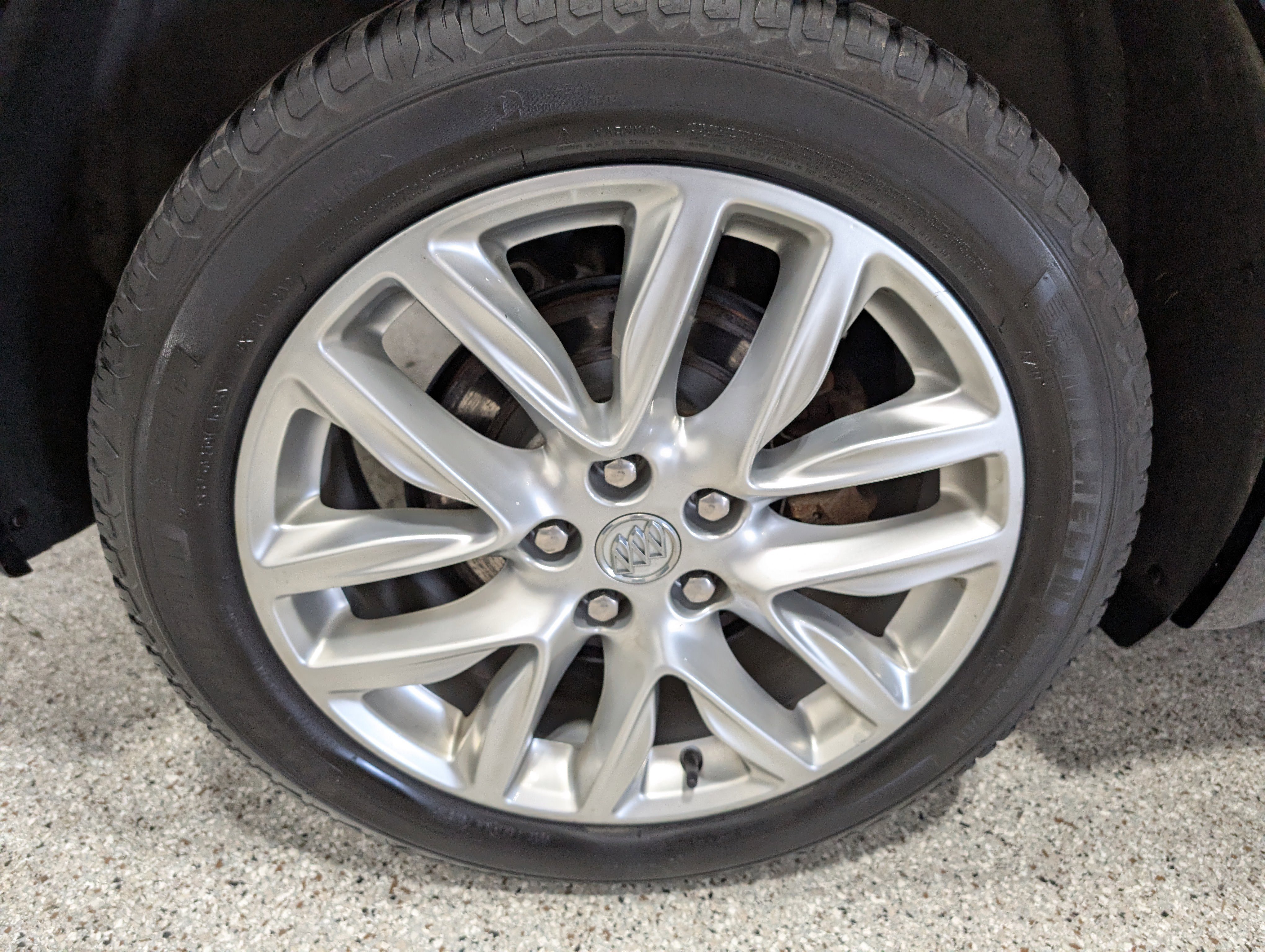 Used 2020 Buick Envision Premium w/ Driver Confidence Package image 11