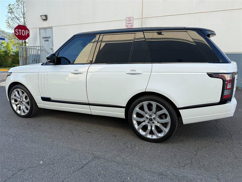 Used 2014 Land Rover Range Rover Supercharged AWD/4WD image 9