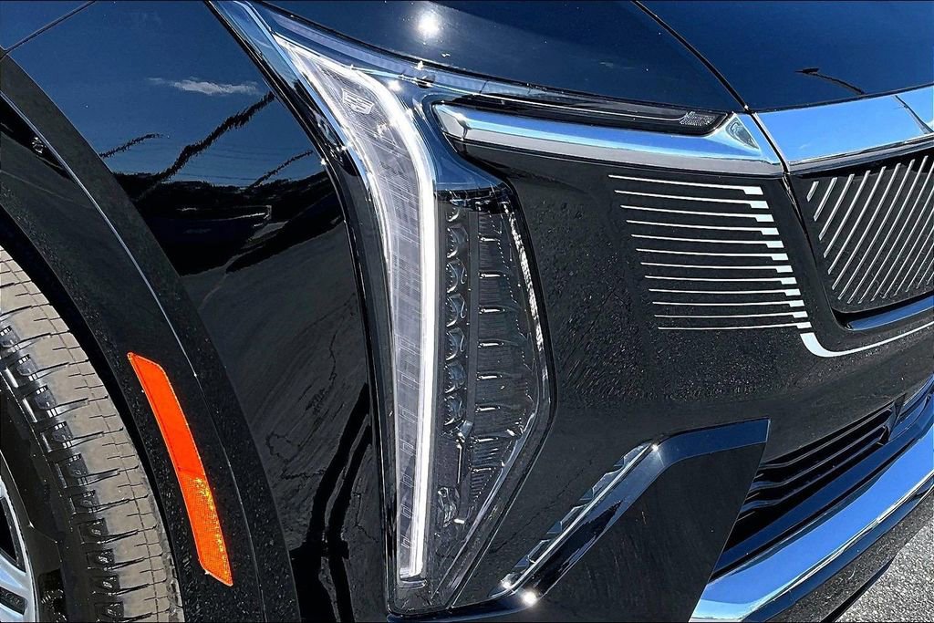 Certified 2026 Cadillac Escalade IQ Luxury 1 image 32