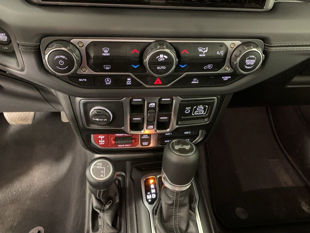 Used 2025 Jeep Wrangler Unlimited Rubicon image 24