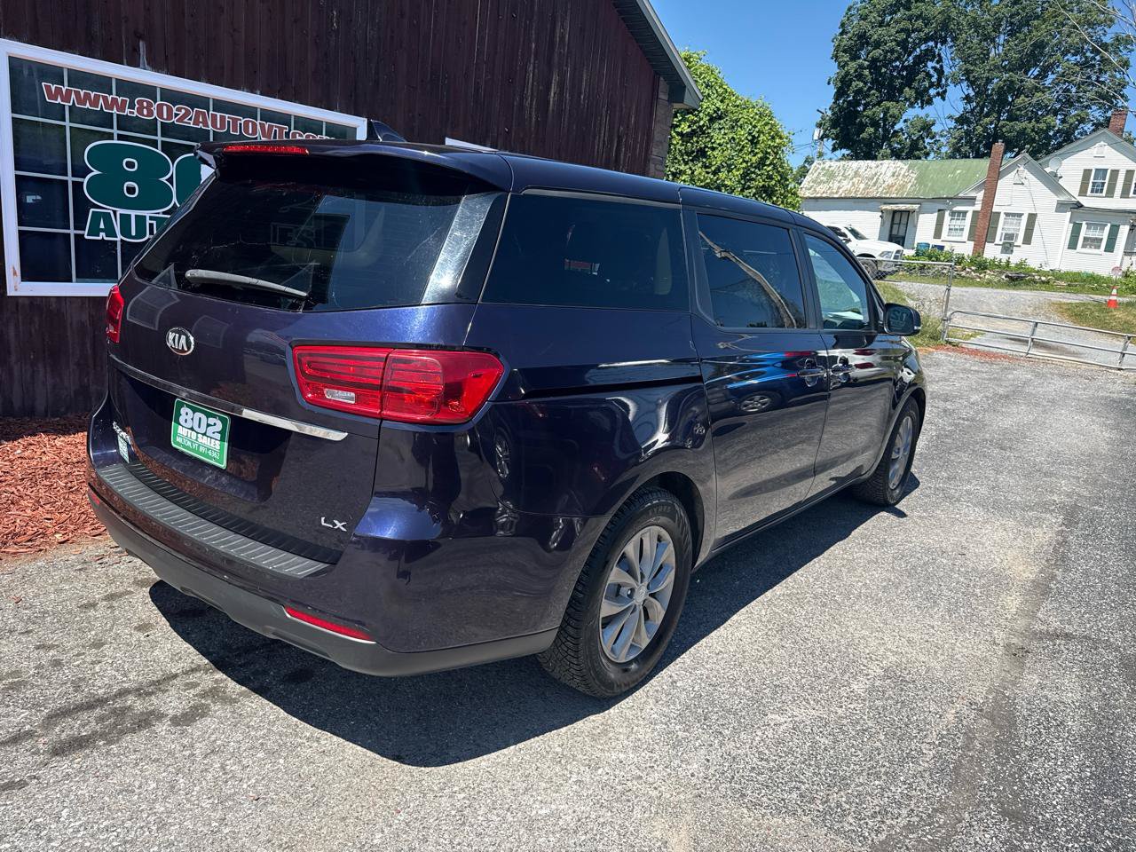 Used 2021 Kia Sedona LX FWD image 10