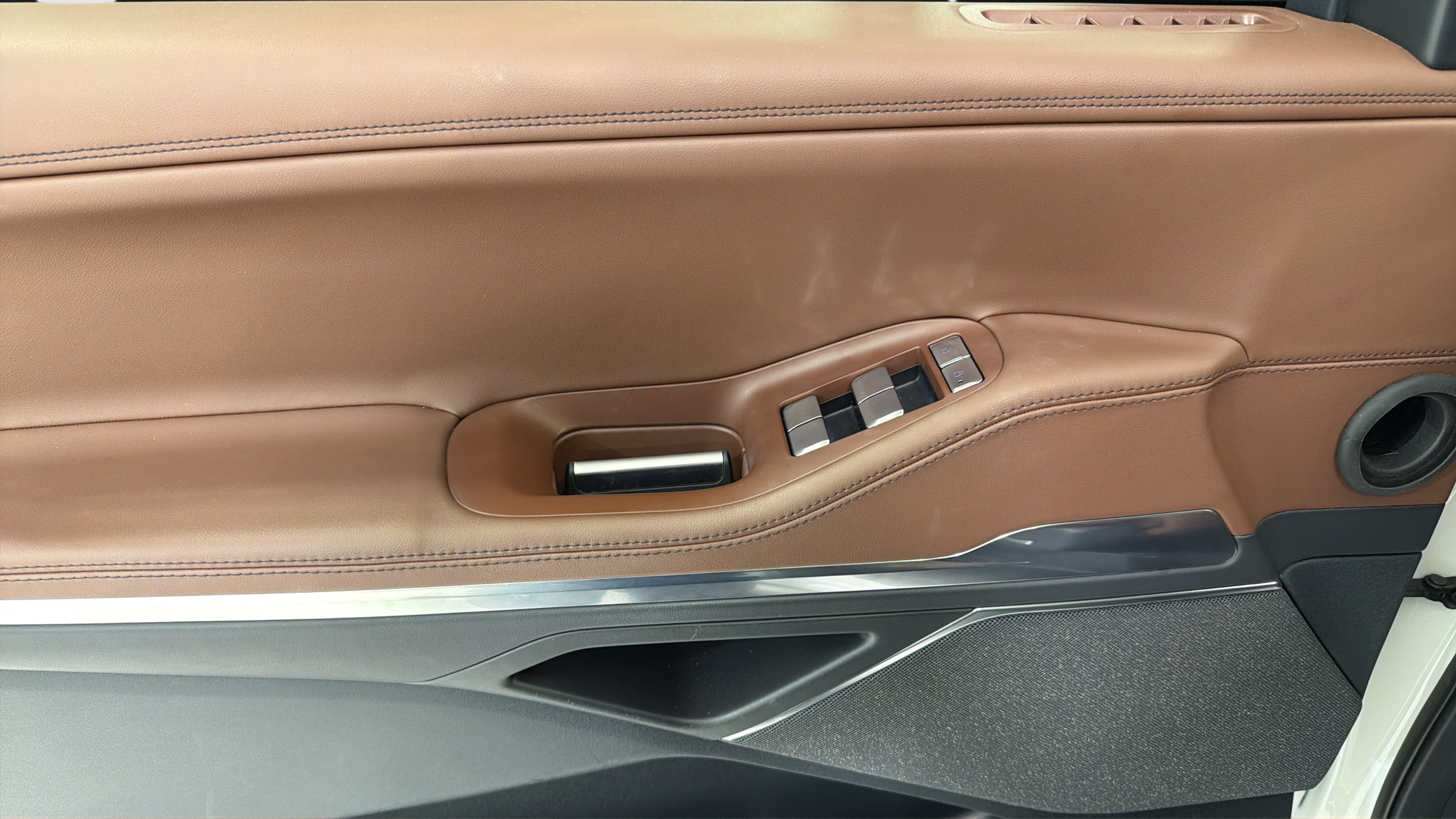 Used 2025 Lincoln Navigator L Reserve AWD/4WD image 11