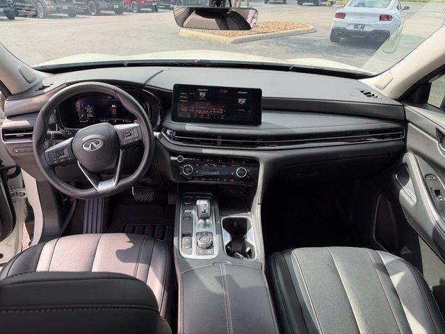 Used 2023 INFINITI QX60 Luxe w/ Performance Audio Package FWD image 21