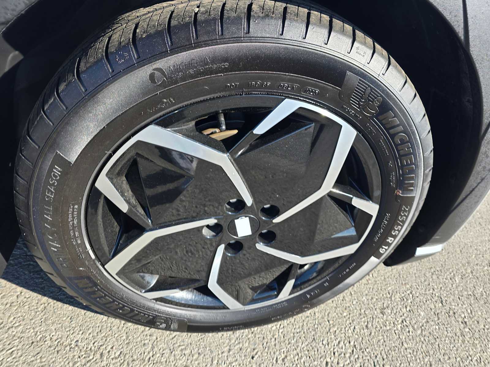 Used 2024 Hyundai Ioniq 5 SE image 9